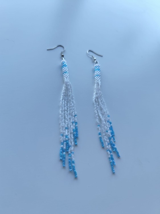 Kolczyki z koralików Miyuki w kolorystyce błękitu i bieli