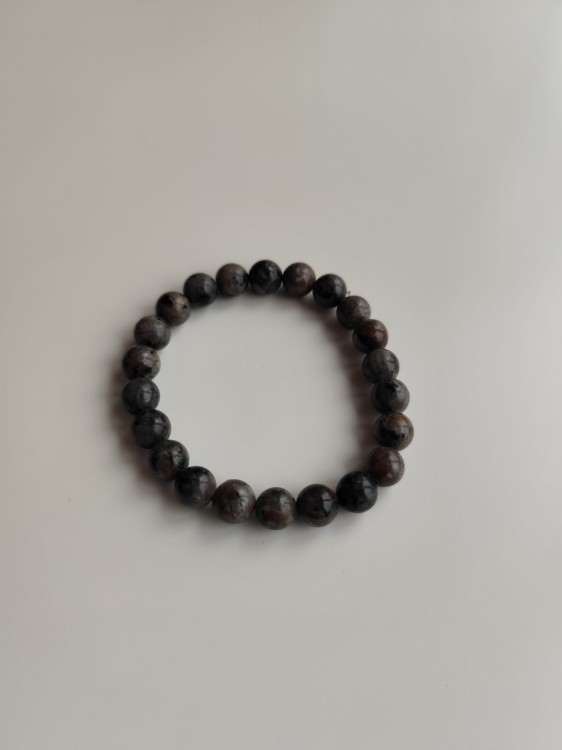 Bransoletka z kamieni - Yooperlite - widok pod kątem